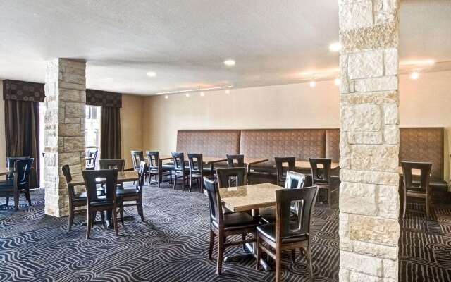 Comfort Suites Arlington - Entertainment District