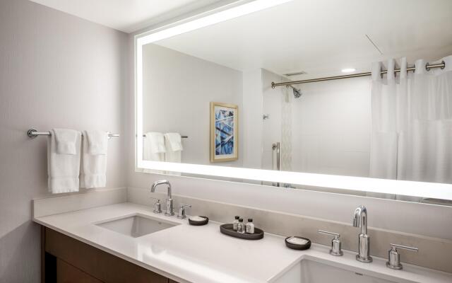 Crowne Plaza Albany - The Desmond Hotel by IHG