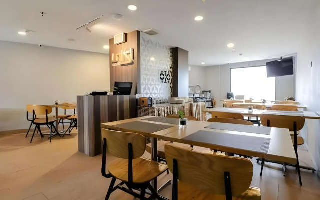 Unisi Hotel Malioboro - Jogja (Syariah)