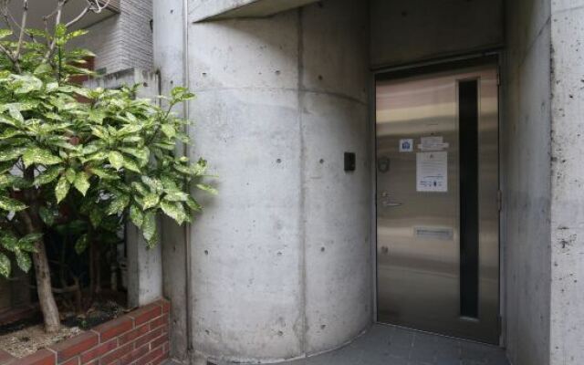 Kurosaki House