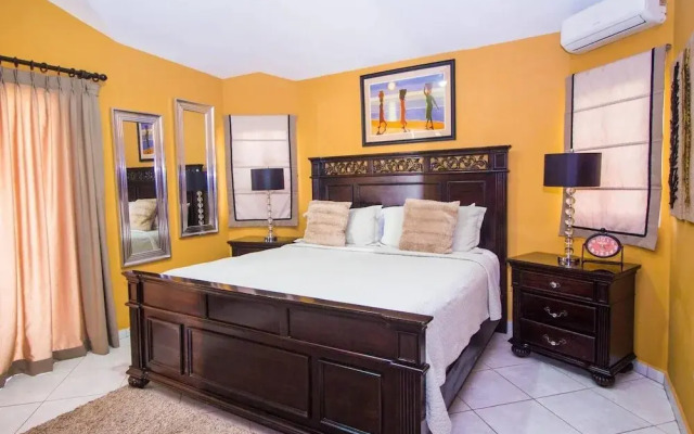 New! 6 Bedroom Ocean View