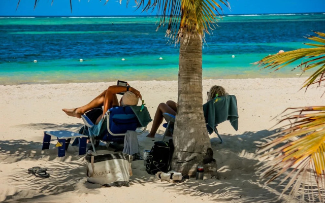 White Sands Beach