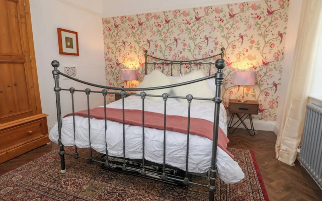 The Manor House Skerry Vore