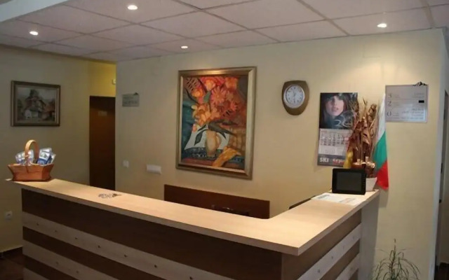 Nevada Aparthotel