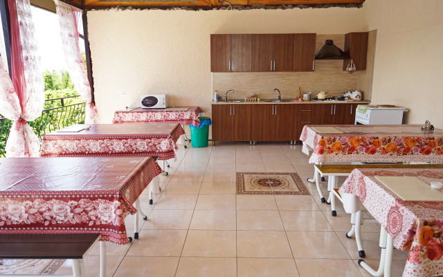R I Nadezhda Guest house