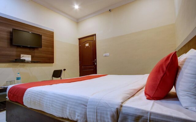 Rathneshwari Residency By OYO Rooms