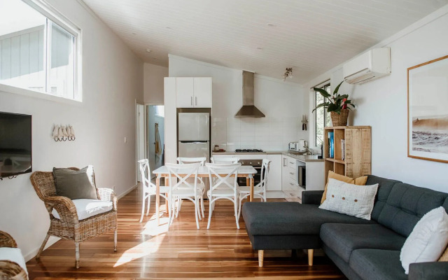 Surfside Cudmirrah Beach