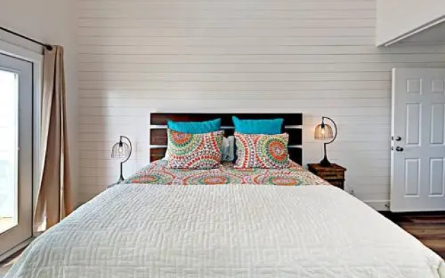 Sea Turtle 17LP Home