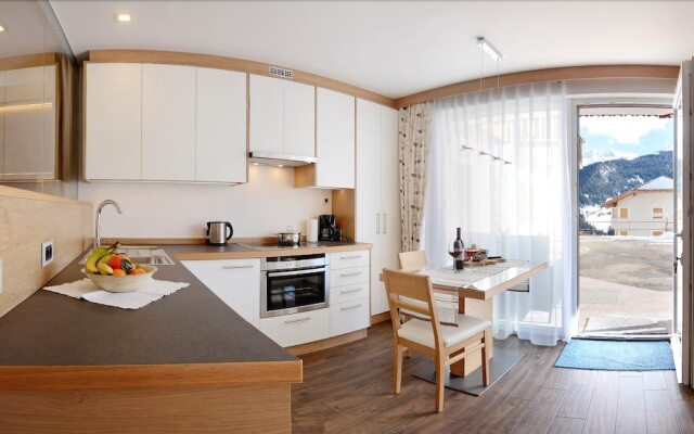 Apartment 4 Holiday - Apartment Mujnei