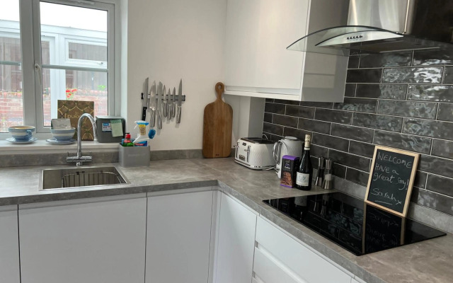 Exmouth Luxury Coastal Boutique Town House