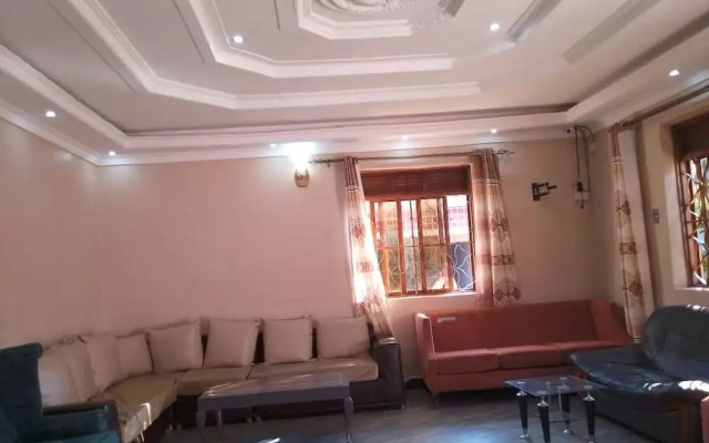 Green Gardens Busia Hotel