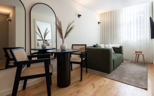 Mouzinho da Silveira 215 by LovelyStay