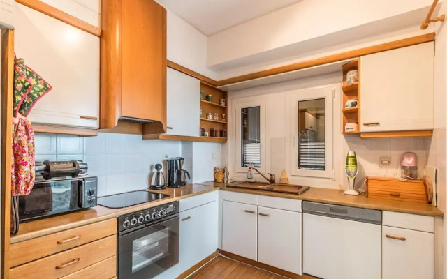 Agios Ioannis Luxurious Beachfront Apt