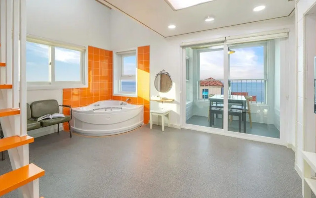 Samcheok Kara Spa Pension