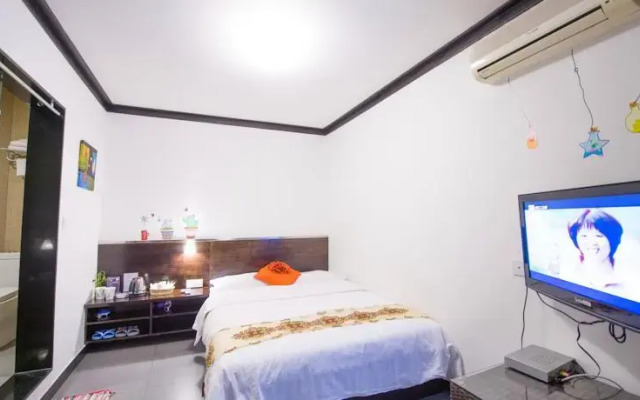 Ji An Li Inn Diecui Road