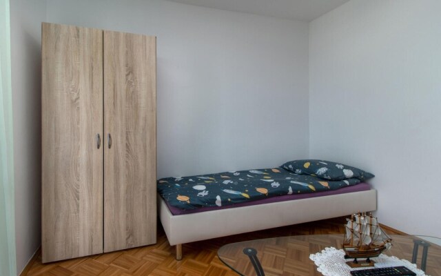 Awesome Home in Dramalj With Wifi and 2 Bedrooms