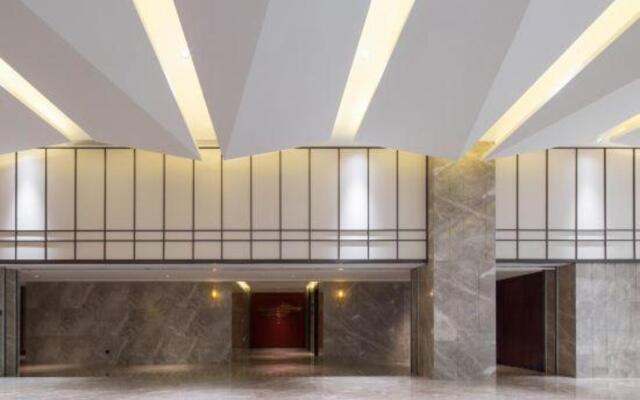 Bai Hua Ting International Hotel