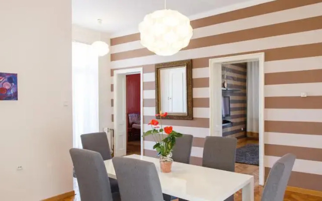 Bitef Apartment