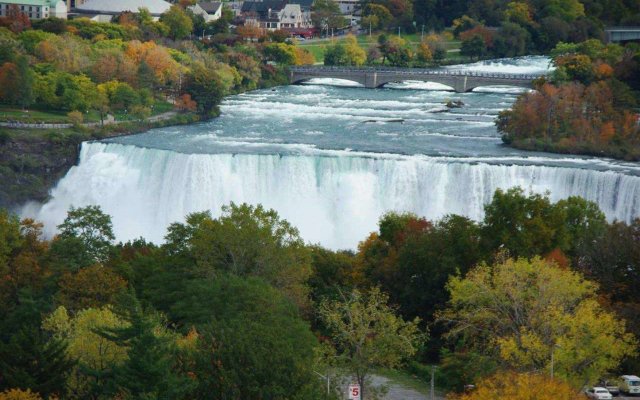 DoubleTree Fallsview Resort & Spa by Hilton Niagara Falls