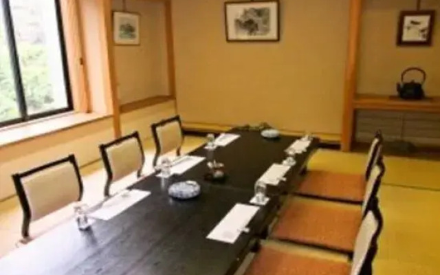 Wakaba Ryokan