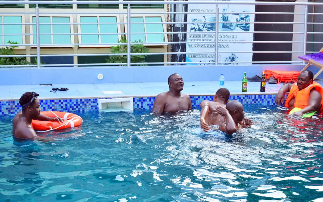 Stunning 3 Bedroom Apartments,Lekki Phase 2 & Hotels in Awoyaya