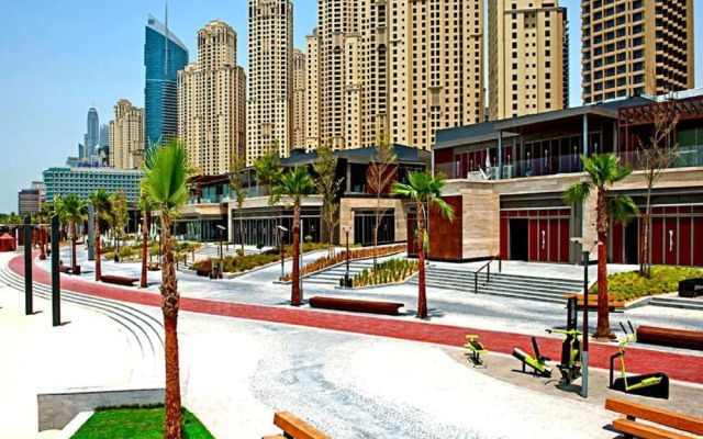 Al Bateen Residence
