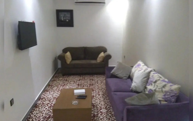 Al Manazil Suite