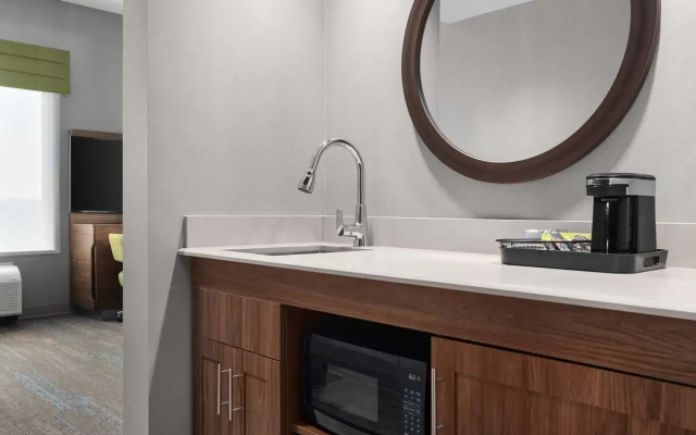 Hampton Inn by Hilton Kingston