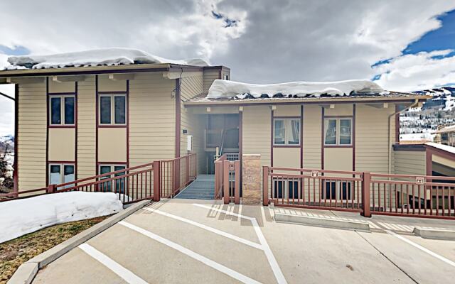 55 Upper Woodbridge - 3 Br Condo