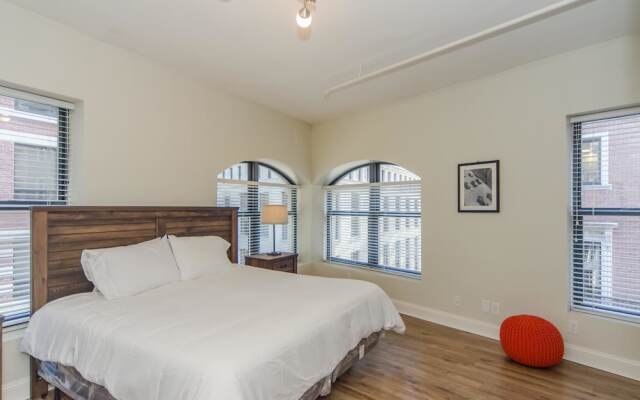 BOS002 2 Bedroom Apartment By Senstay