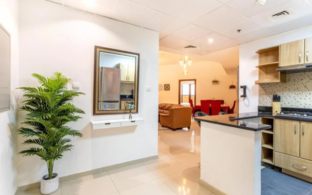 Live spacious 3BR - All En suite with Balcony