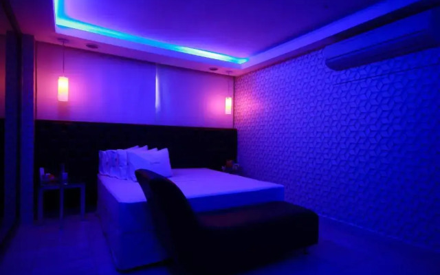 Lessence Motel