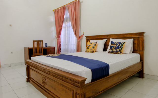 SPOT ON 2668 Pakis Residence