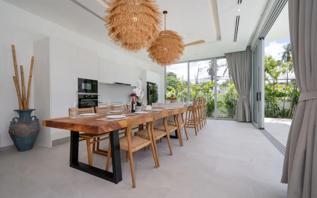 Modern Open Design 4BR Pool Villa Mina