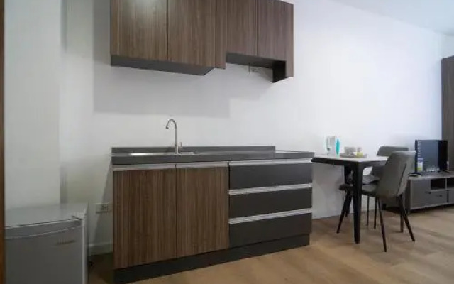 Mangrove Place and Residences by HiveRooms