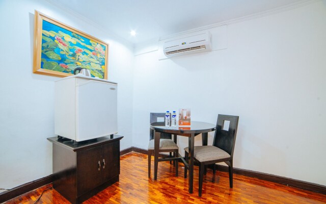 RedDoorz Premium near Greenbelt Makati