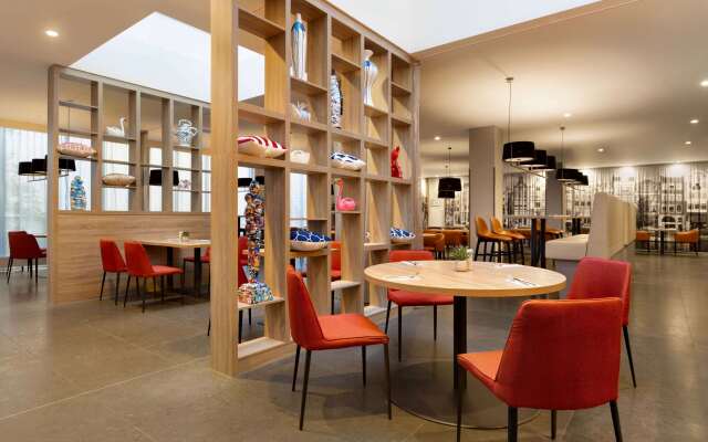 Ramada Amsterdam Airport Schiphol Hotel