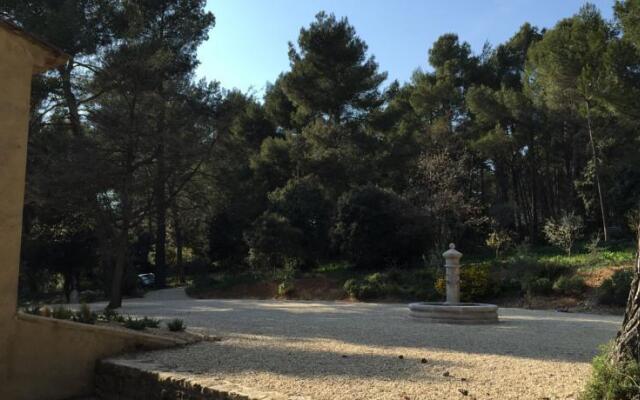 Le Domaine Des Gardis