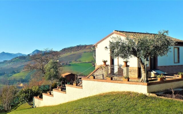 Villa with 2 Bedrooms in Castelplanio, with Wonderful Mountain View, Private Pool, Enclosed Garden - 30 Km From the Beach