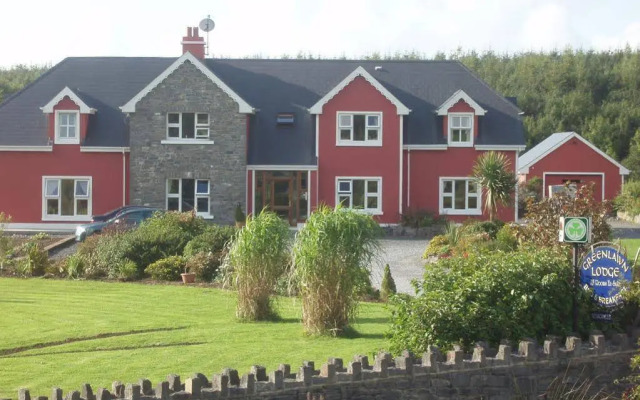 Greenlawn Lodge