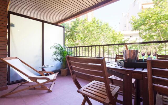 My Space Barcelona- Bonanova for 8 people