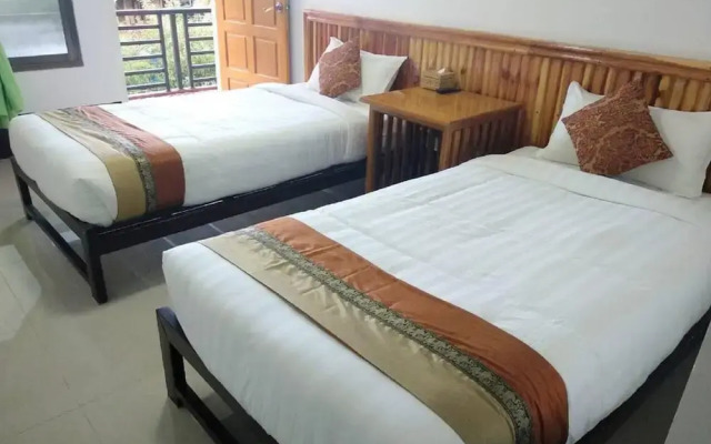 Full Moon Guest House