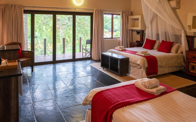 Bushriver Lodge