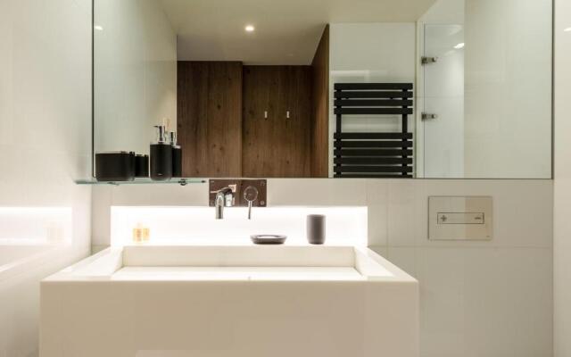 GuestReady - Midcentury Studio with Balcony in Santos 401