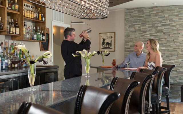 L'Auberge Provencale Inn & Restaurant