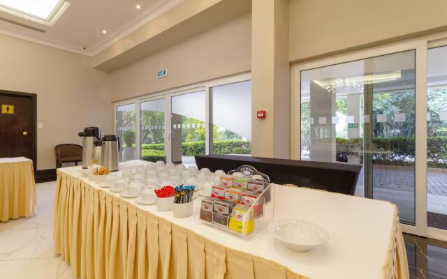 Holiday Inn Johannesburg Sunnyside Park by IHG