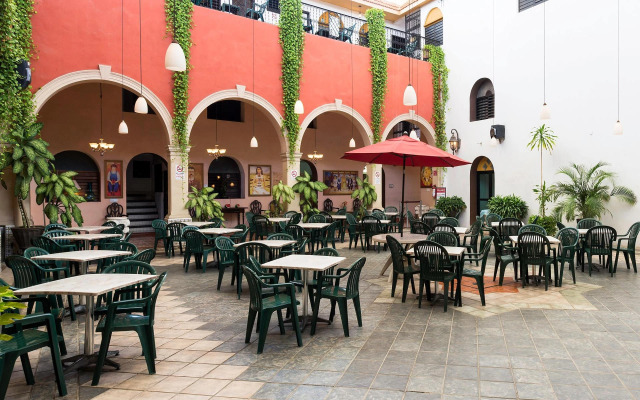 Hotel Doralba Inn