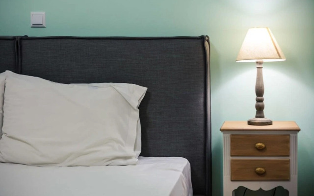 Upscale Modern Escape in the Historic Center