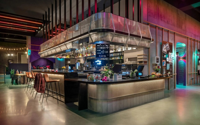 Moxy Portland Downtown