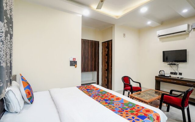 Fabhotel 17 Suites